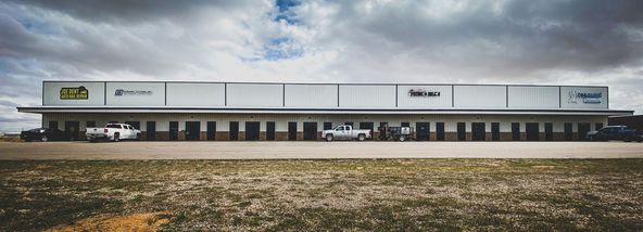 Absolute Office Park @ South I-27 Industrial Park: 9205 U.S. 87, Lubbock, TX 79423